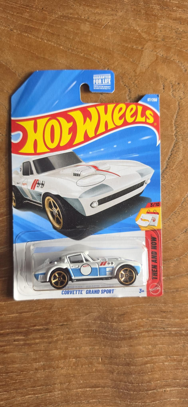 Chevrolet corvette grand sport 