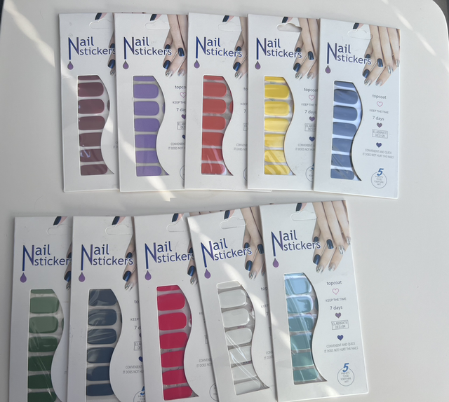 Colour nail stickers 