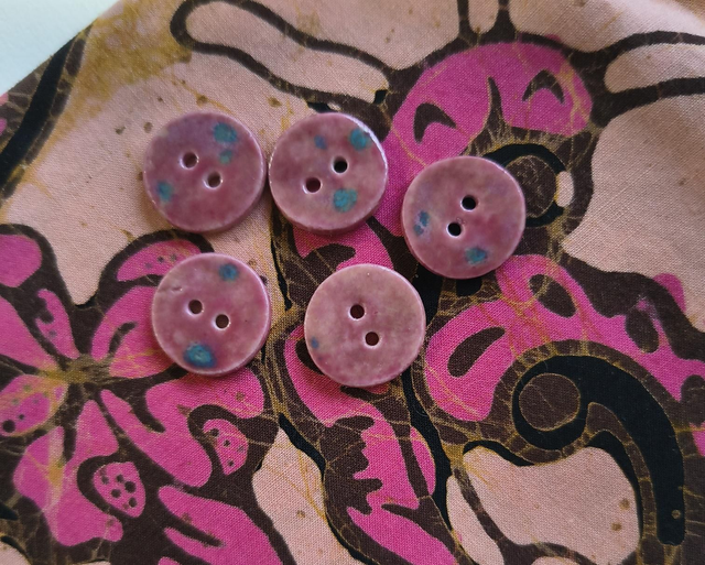 Boutons framboise 