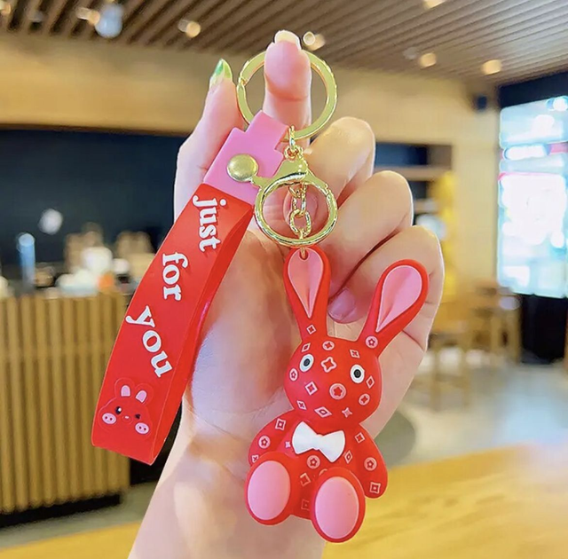 0322 - Konijn geluksbrenger - rood