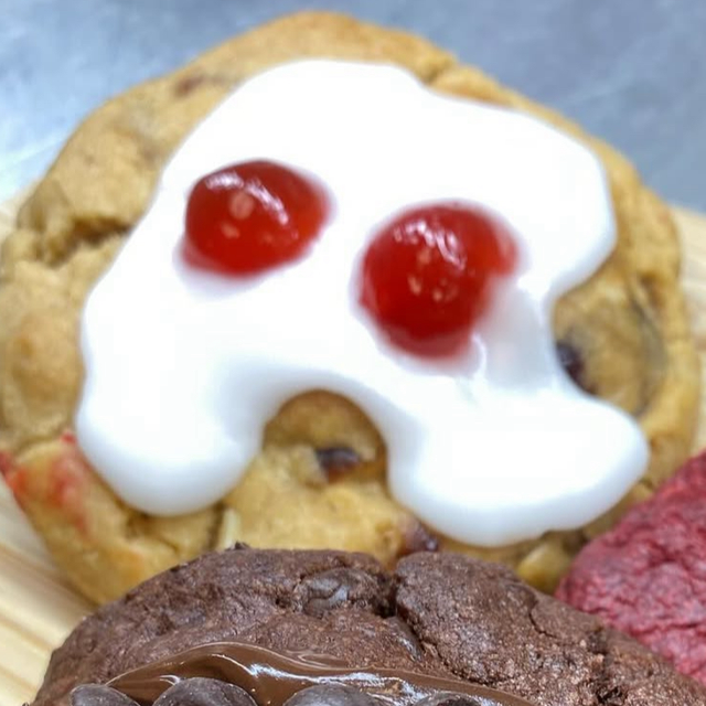 VEGAN CHERRY &amp; ALMOND NEW YORK COOKIE