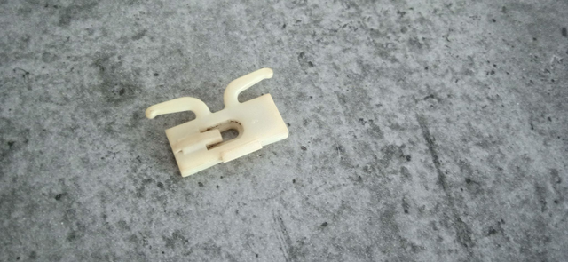 Agrafes Enjoliveur de Caisse Renault Fuego (Lot de 10)