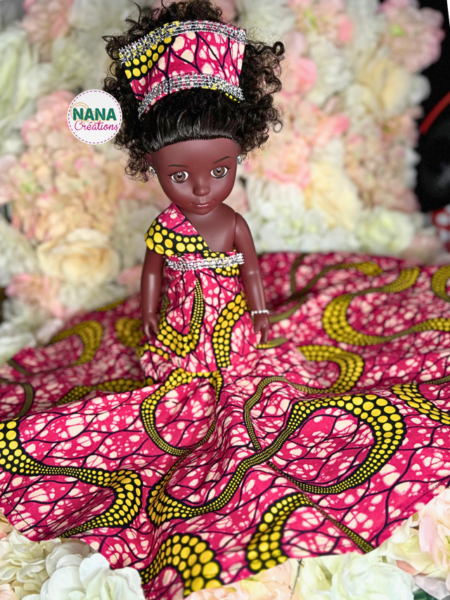 Poupée - Robe en wax rose et jaune Fait Main| Robe longue princesse unique | Cheveux bouclés