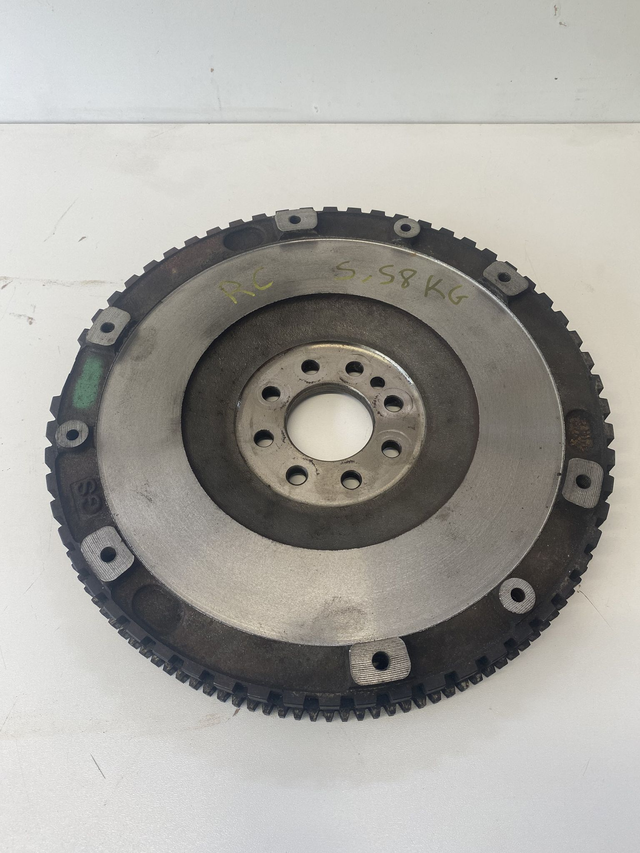 VOLANT MOTEUR RÉCTIFIÉ ET ALLÉGÉ EW10J4S (206 RC )