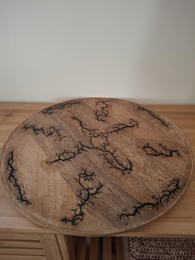 Grand plateau rond en manguier