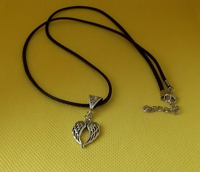 Angyalszárny nyaklánc