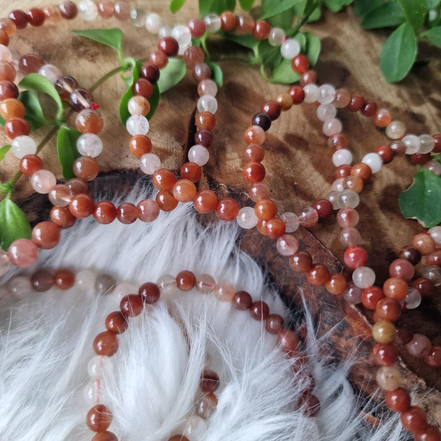 Rabbit Hair Quartz 6mm beaded bracelet 