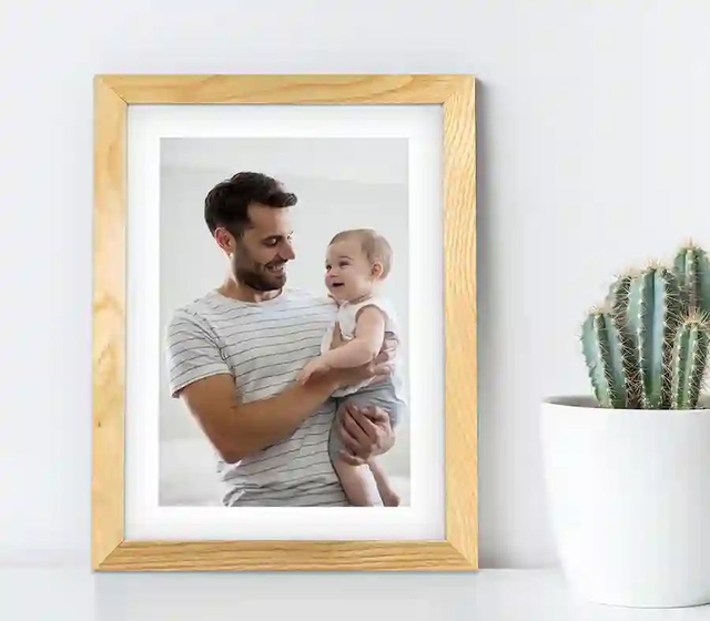 Quadro con cornice in legno 30x30 cm