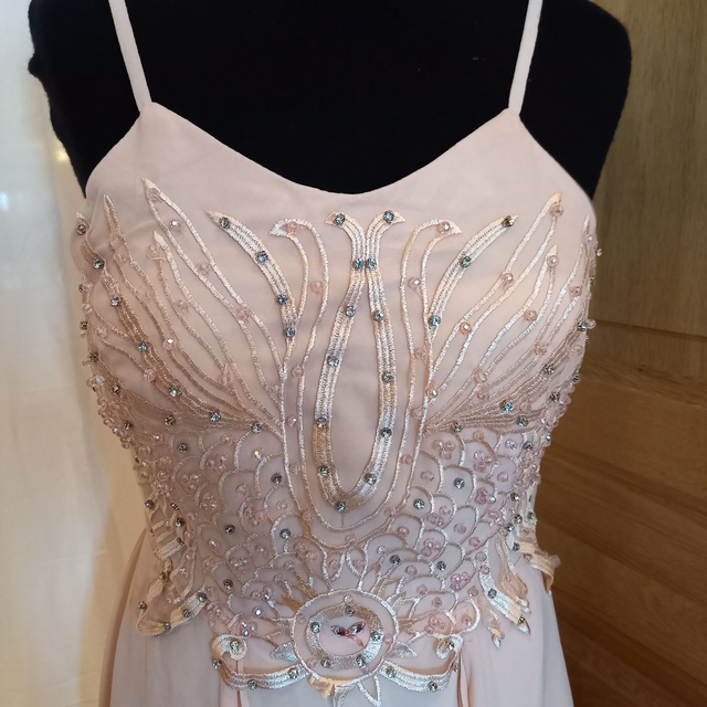 Robe de soirée asymétrique pêche