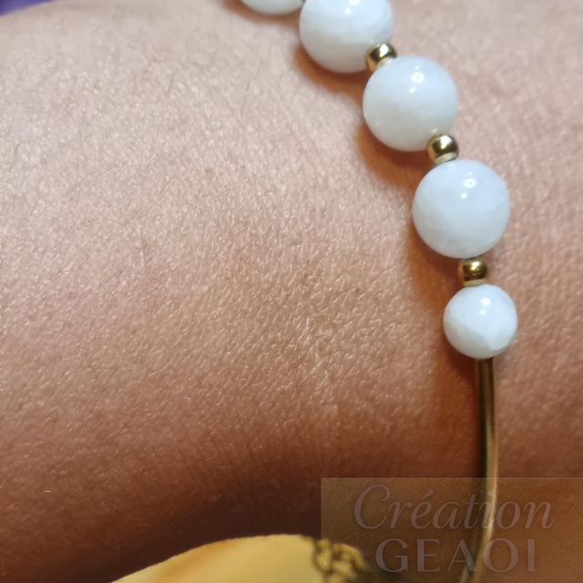 Jumelle élégante Pierre de Lune Blanche