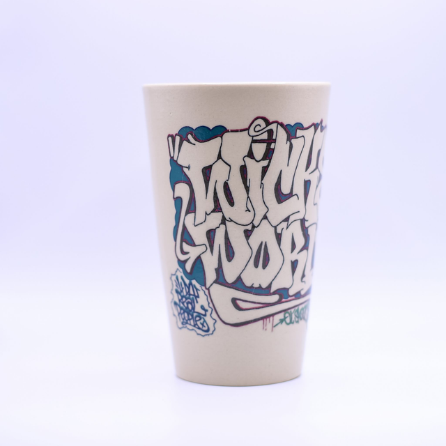 Tasse Urbaine "Wicked World"