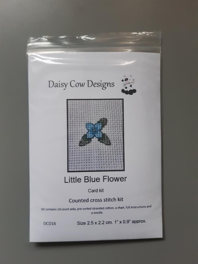 Little Blue Flower Card Kit