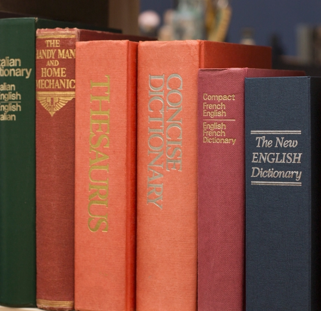 Petit coffre-fort en forme de livre