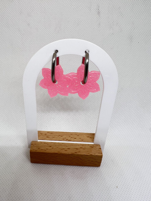 Fleurs étoilées roses 