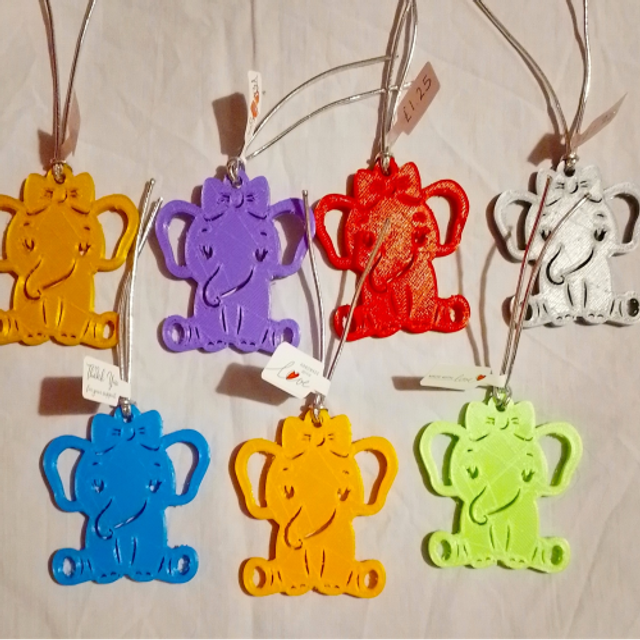 3D Printed Elephant Christmas Tree Decoration - 7 Vibrant Colours for Festive Season
