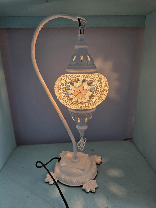 Medium Mosaic Swanneck Table Lamp 