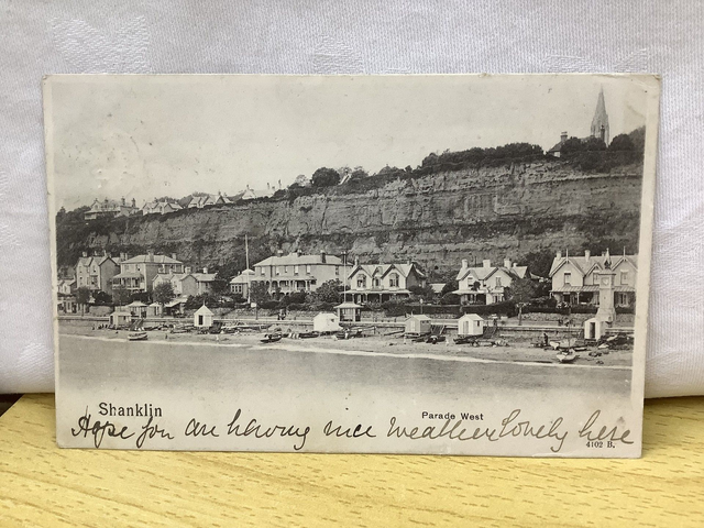 Shanklin, Parade, West, Isle of Wight, Posted Peacock Brand Antique Postcard. Our Ref No. R882 £2.75