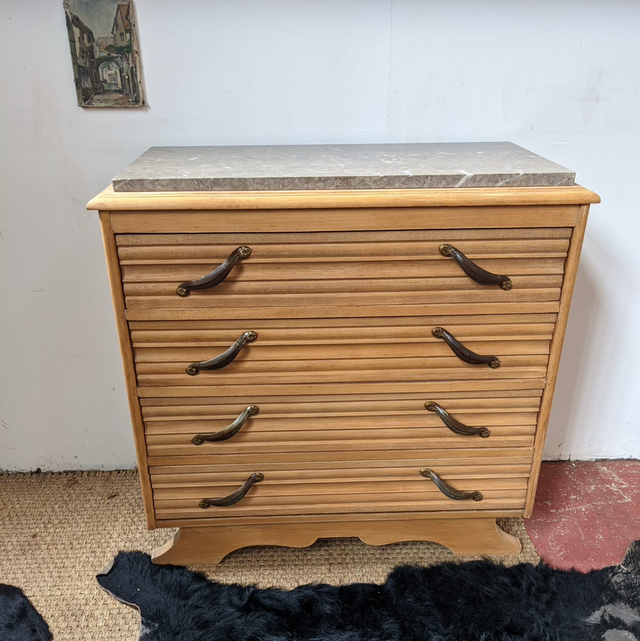 Commode en marbre