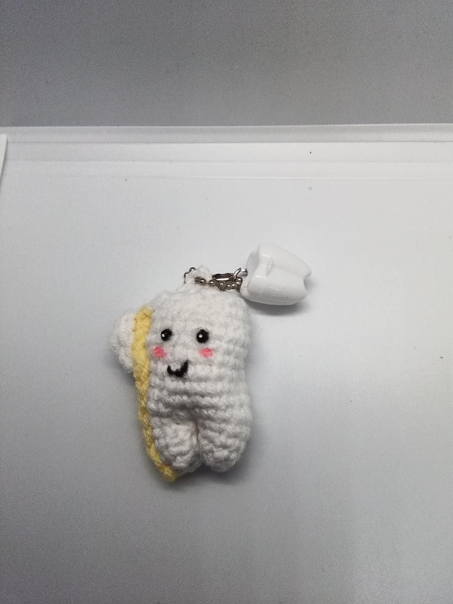 Tooth Keychain with tooth box