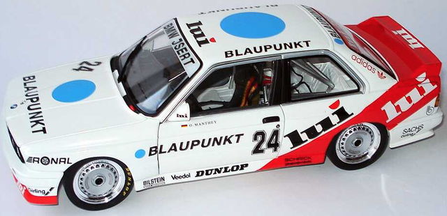 BMW M3 E30 DTM 1987 O. Manthey Minichamps 1:18