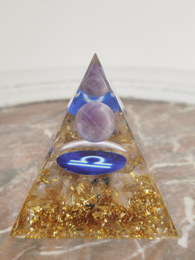 Pyramide Orgonite Balance
