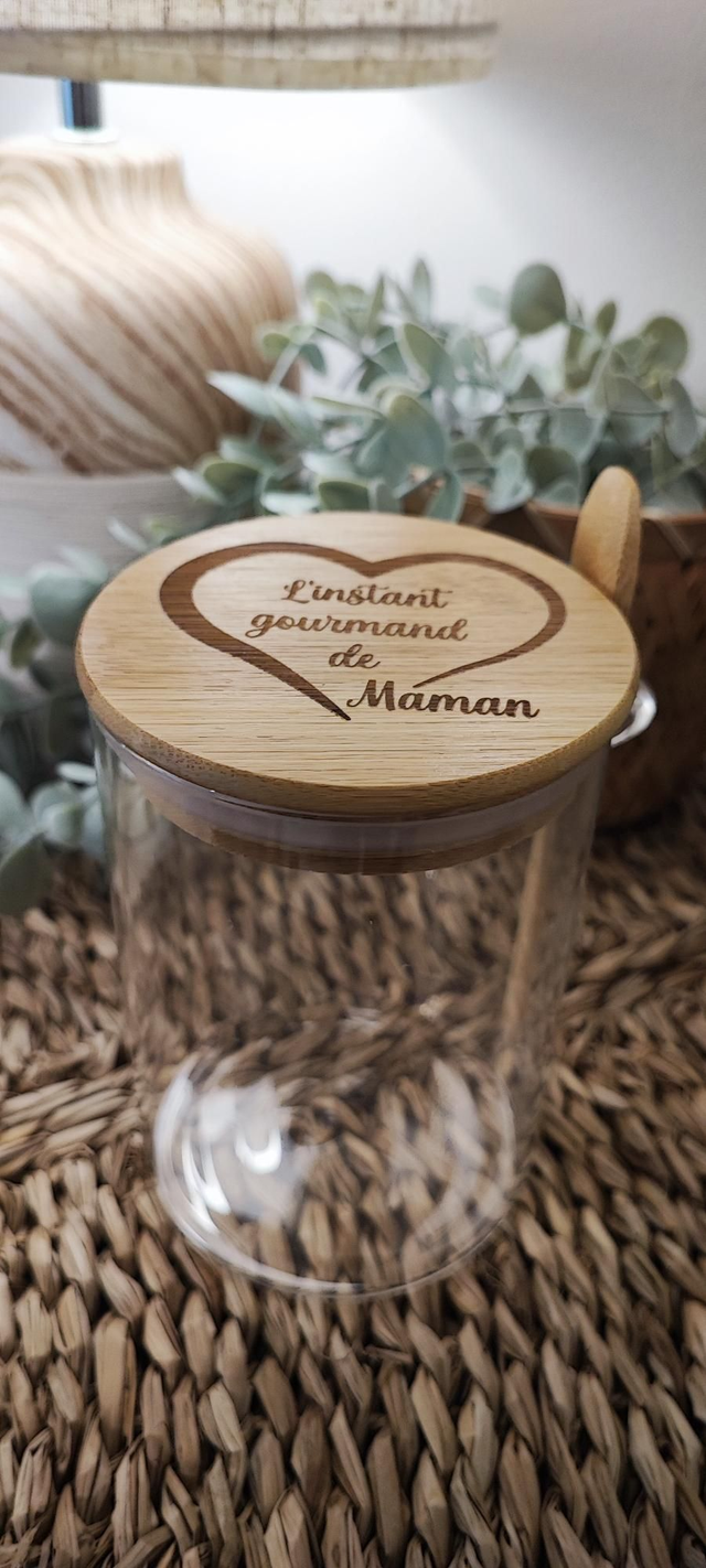 Pot en verre avec sa cuillère en bambou