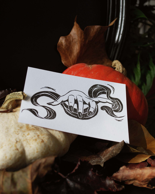 Totem Main de sorcière