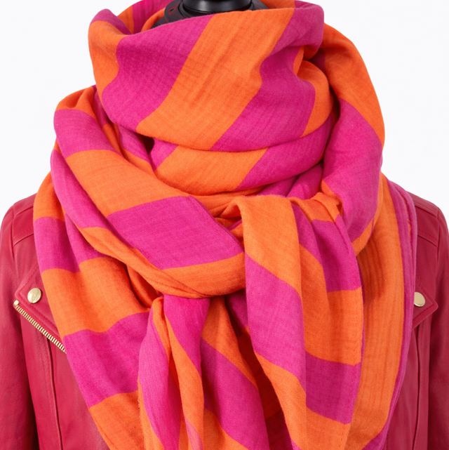 Foulard Triangle Rayé – Rose &amp; Mandarine