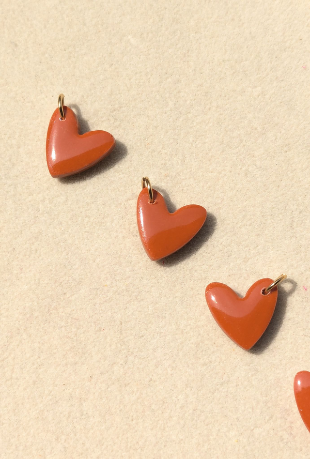 Charm cœur orange brûlé