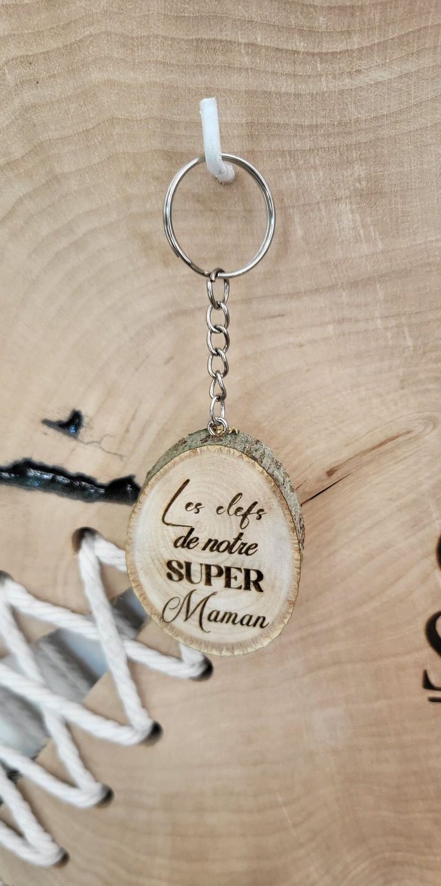 Cadeau fêtes des mères - porte-clés en bois