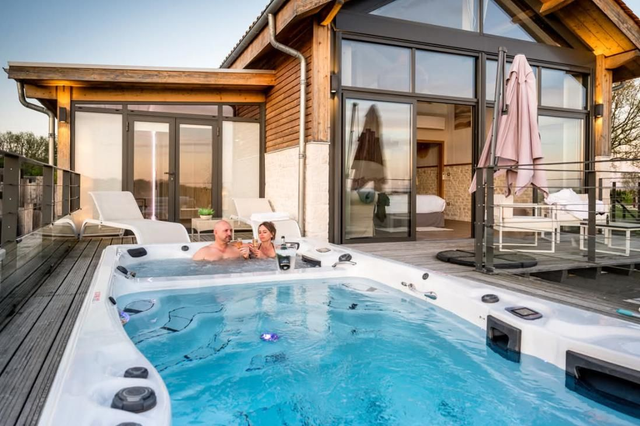 COFFRET MASSAGES DOMAINE DES HAUTS DE ROUQUETTE A EYMET MR FOUCHET 11 04 2026