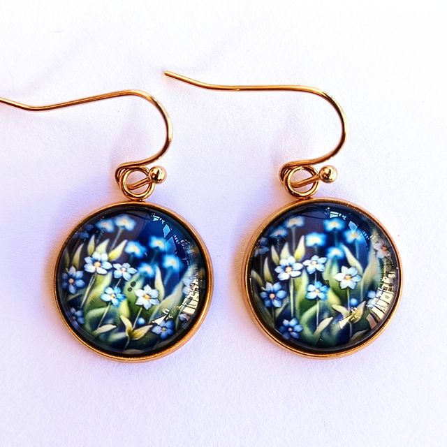 Bijoux illustrés - Petite fleurs bleues (1)