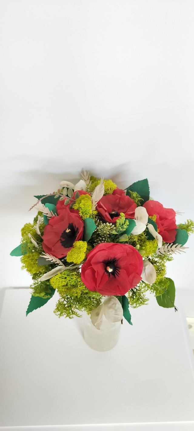 Bouquet rond coquelicots éternel semi naturel mousse d'island (fleurs papier et séchés)