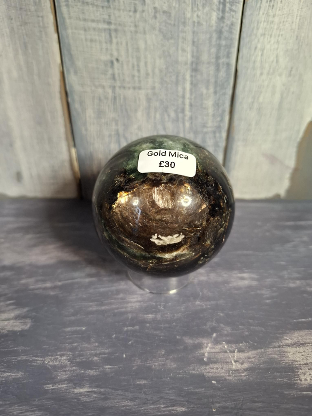 Gold Mica Sphere 