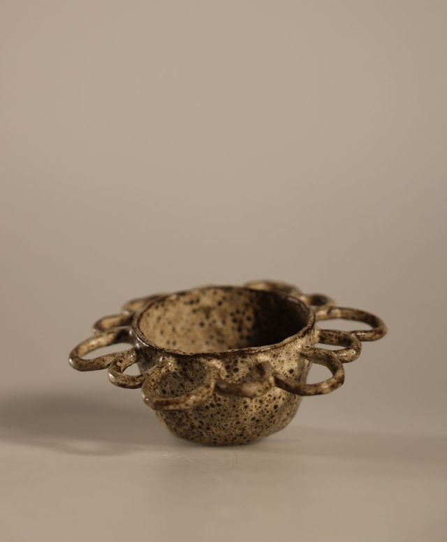 FLORIE | Hand-built ceramic cup with a floral crown