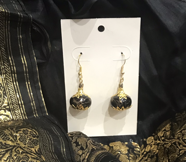 Black /Gold Dangling Earrings- BLKD26