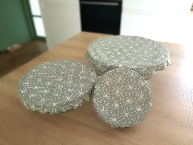 Ensemble de 3 Charlottes à plats - Galaxy