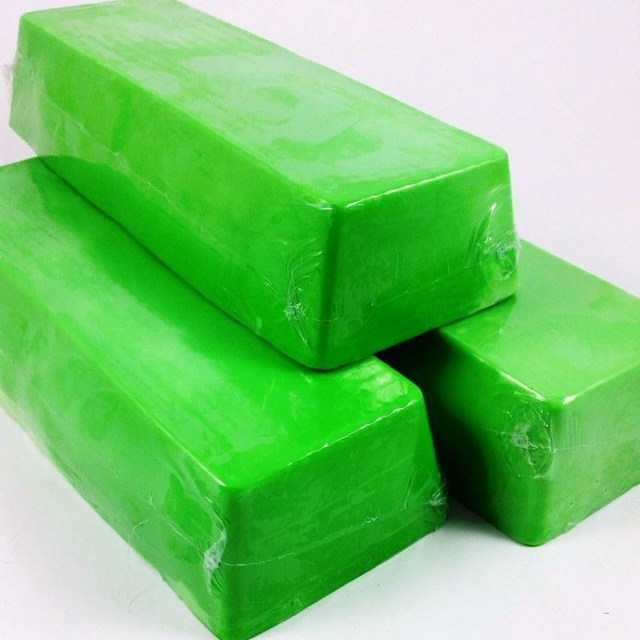 Tranche de savon artisanal Pomme vert