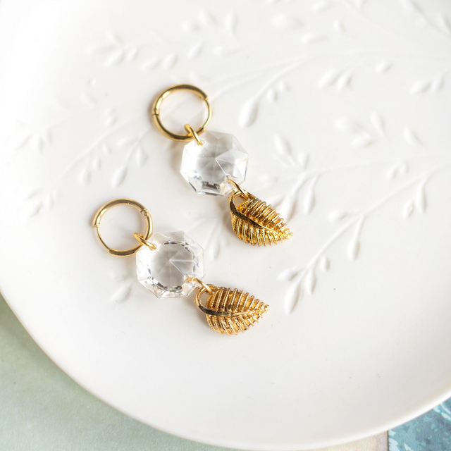 Boucles d&#039;oreilles perles octogonales en cristal upcyclées