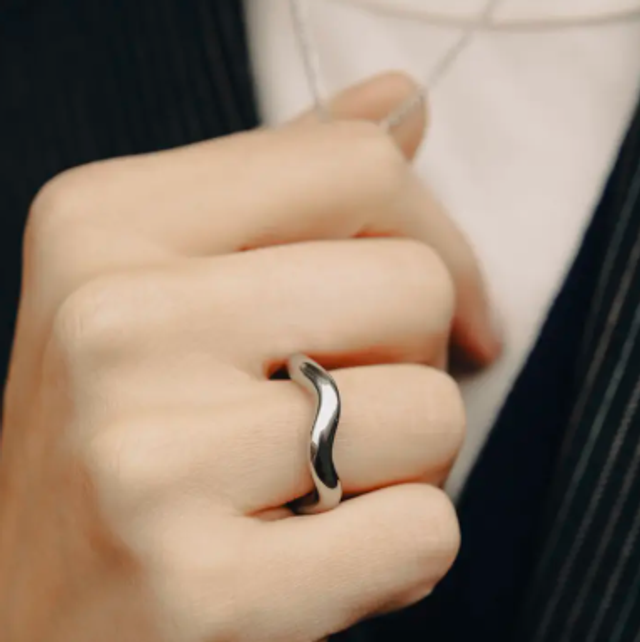 NM silver irregular band ring