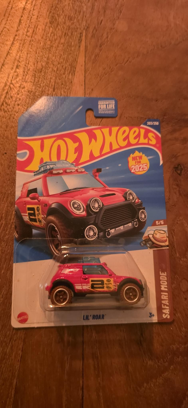 Mini lil'roar