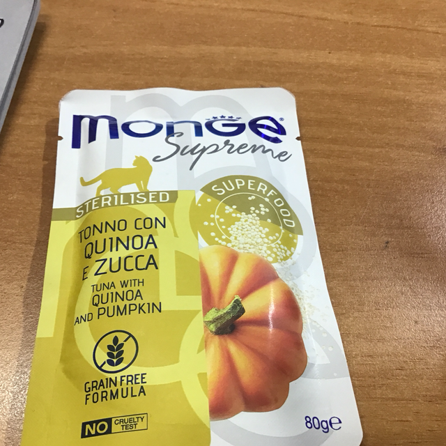MONGE SUPREME KAT ADULT STERLISED TONNO QUINOA E ZUCCA 80GR 8009470007818