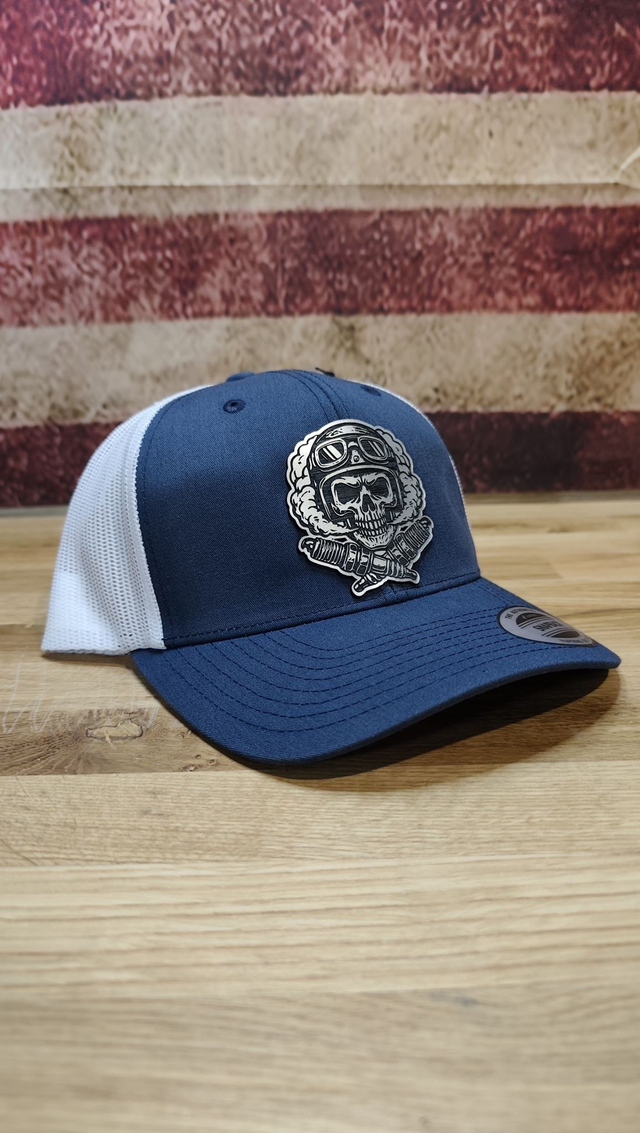 Trucker Bleu / Blanc – Patch Acrylique Biker Skull