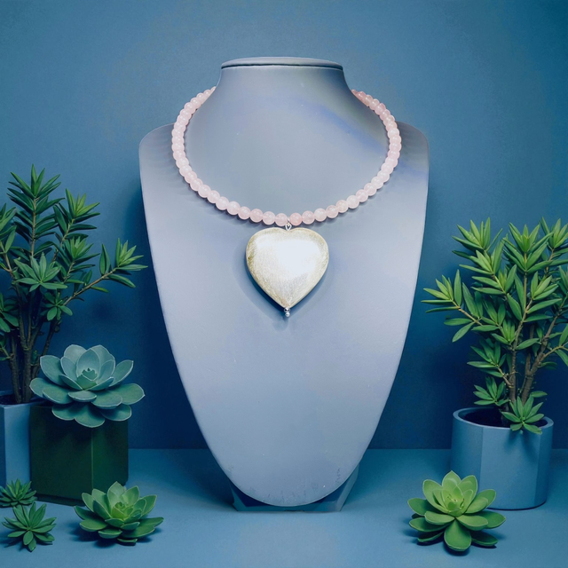 Rose quartz necklace 