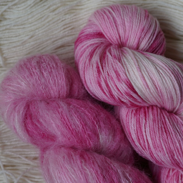 Duo rose fondu - Cosmic Fingering (NSW) & Halo (Lace)