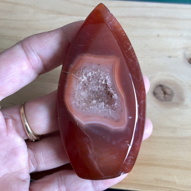 Cornaline tranche cristallisée AA