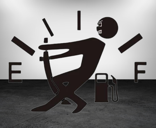 Sticker trappe à essence / gasoil 