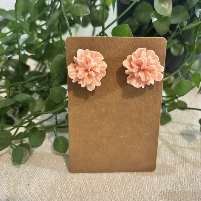 Boucles d’oreilles fantaisie rose 