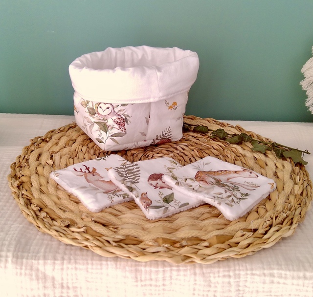Panière à lingettes avec 10 lingettes  Animaux de la forêt