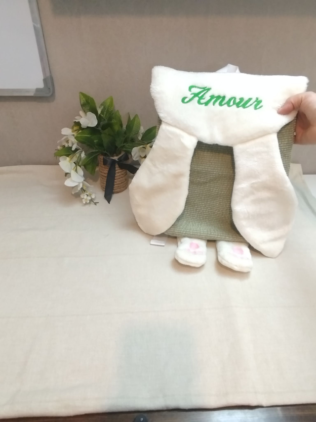 Sac à dos lapin velours côtelé vert broderie amour